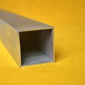 profil-45x45x2-scaled-1.jpg Profil aluminiowy kwadratowy 45x45x2mm